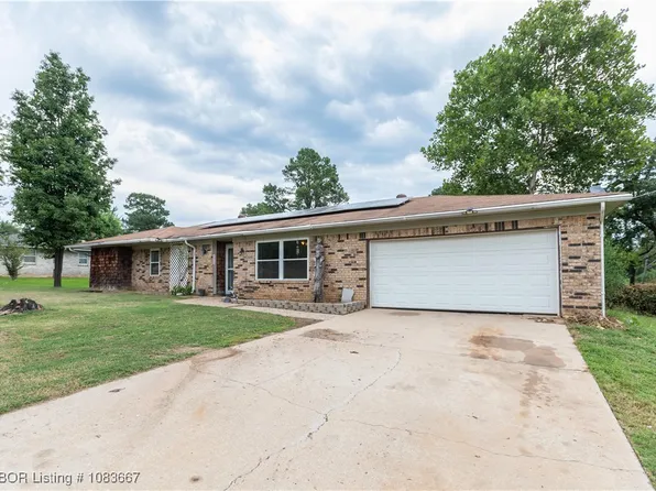 11 Loch Lomond Dr, Van Buren, AR 72956