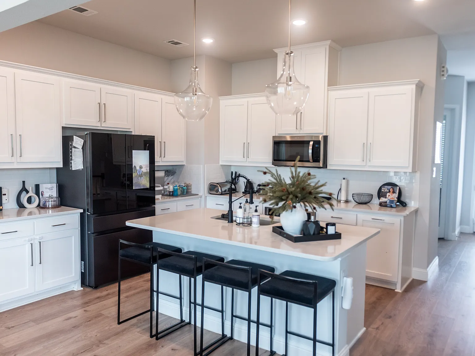 4 bed, 3.5 bath, 2290 sqft, $2,800 — Photo 4