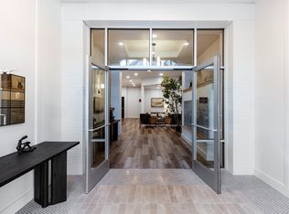 Queen Anne Collection, Seattle, WA 98109