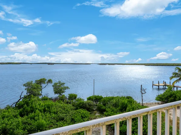 1251 Mangrove Ln, Chokoloskee, FL 34138