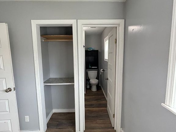 3rd image of 310 W Franklin St #11