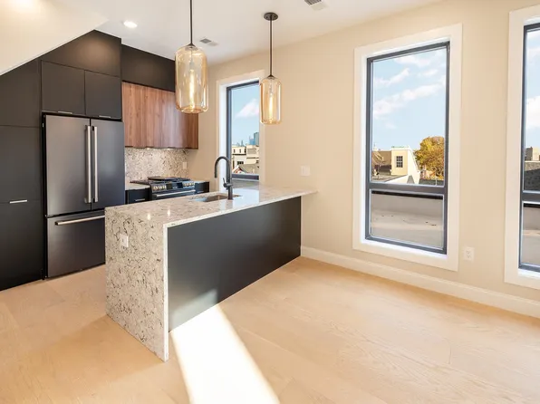 10 South Street image 35 of 39