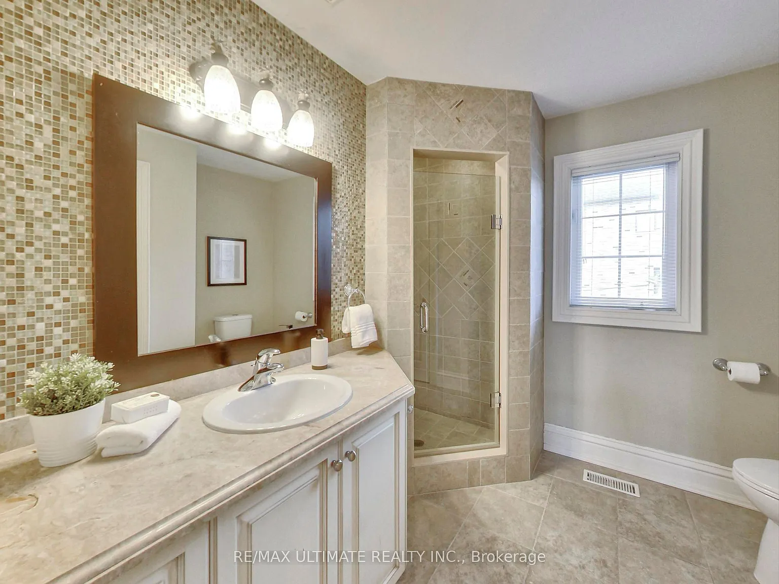 1 bed, $950 — Photo 2