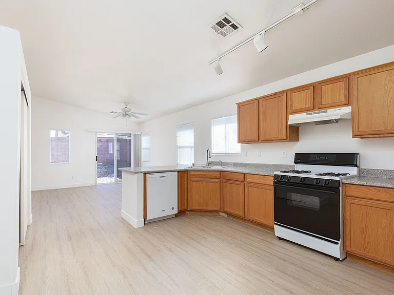 5962 Turtle River Ave — Photo 8