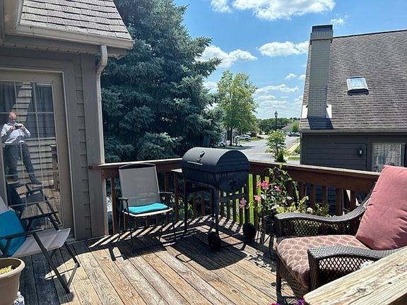 3rd image of 968 Ascot Dr #968