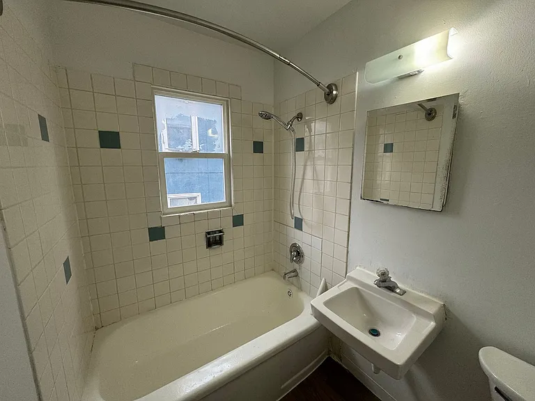 Elm Apartments in Browne's Addition! — Photo 5