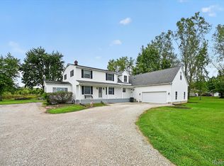 10785 Grafton Rd, Carleton, MI 48117