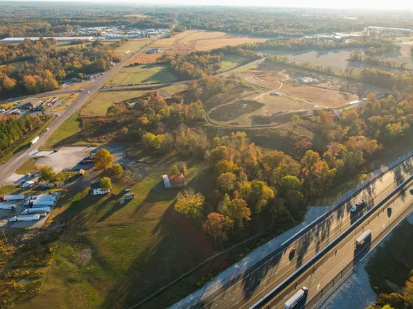 2049 Highway 70 E, Jackson, TN 38305