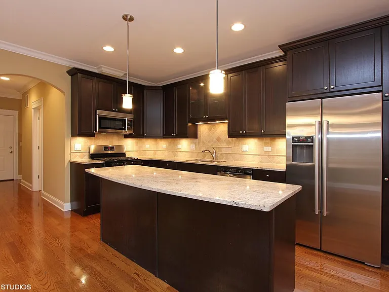 1437 N Sedgwick St #1W — Photo 2