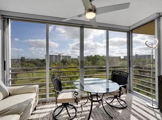 3800 Oaks Clubhouse Dr APT 511, Pompano Beach, FL 33069