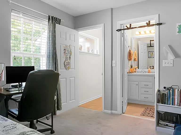 1044 Planters Pl — Photo 23