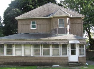 113 Smith St, Saranac, NY 12981