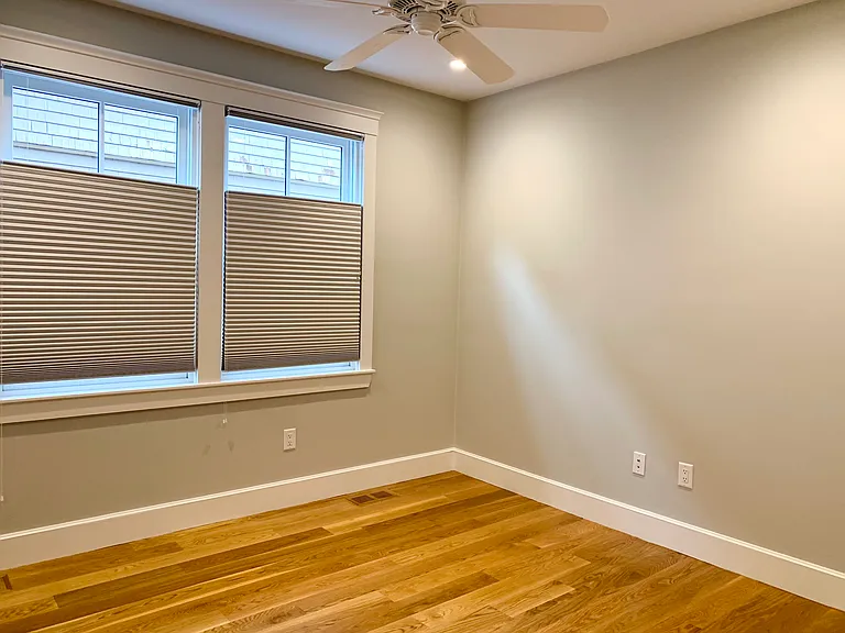 19 Pemberton St #1 — Photo 19