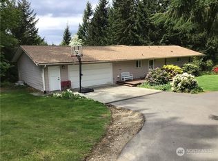 2910 170th Ave E, Lake Tapps, WA 98391