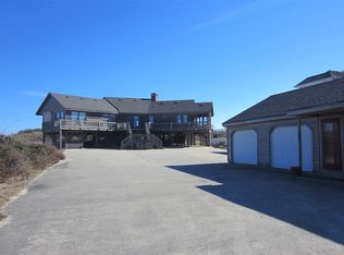 166 Ocean Blvd, Southern Shores, NC 27949