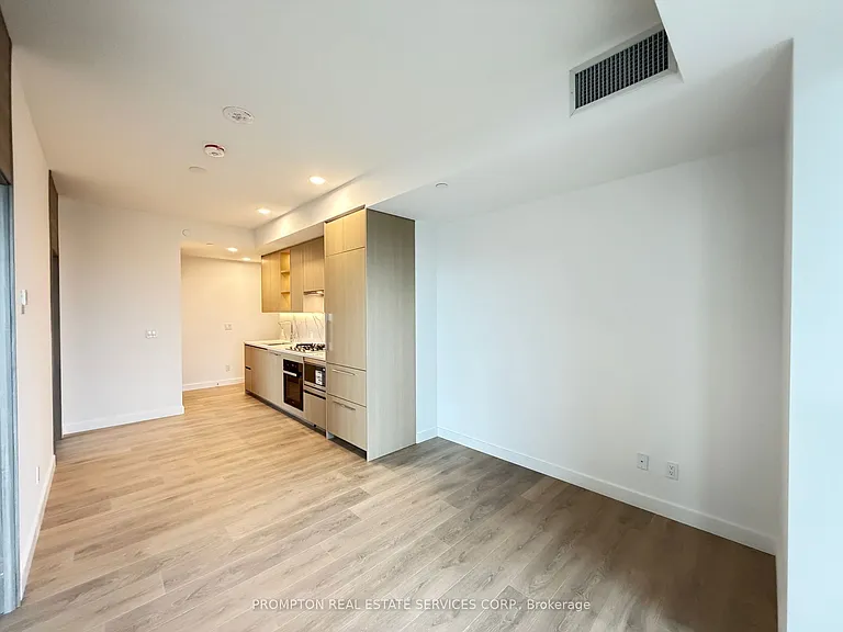 18 Esther Shiner Blvd #1205 — Photo 8