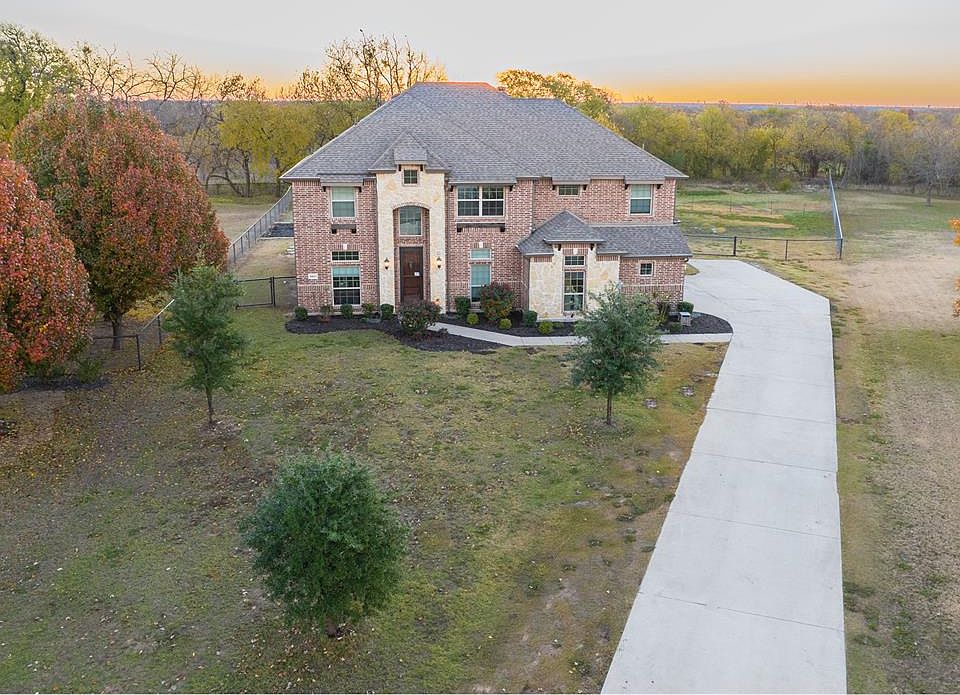 4903 Still Meadow Ln, Celina, TX 75009 MLS 20211471 Zillow