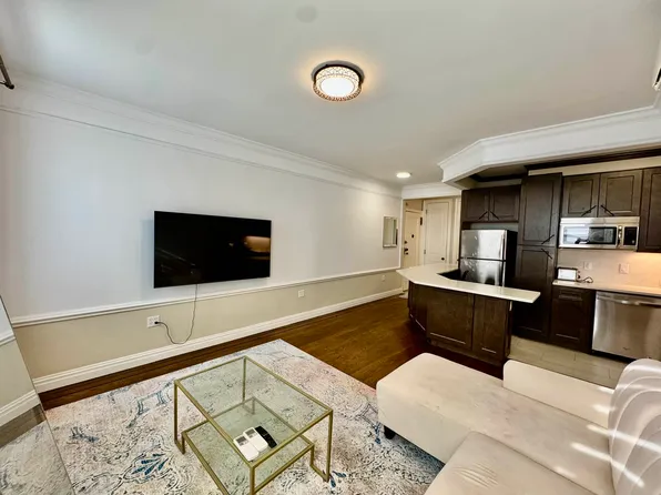 141-25 Northern Boulevard image 20 of 22