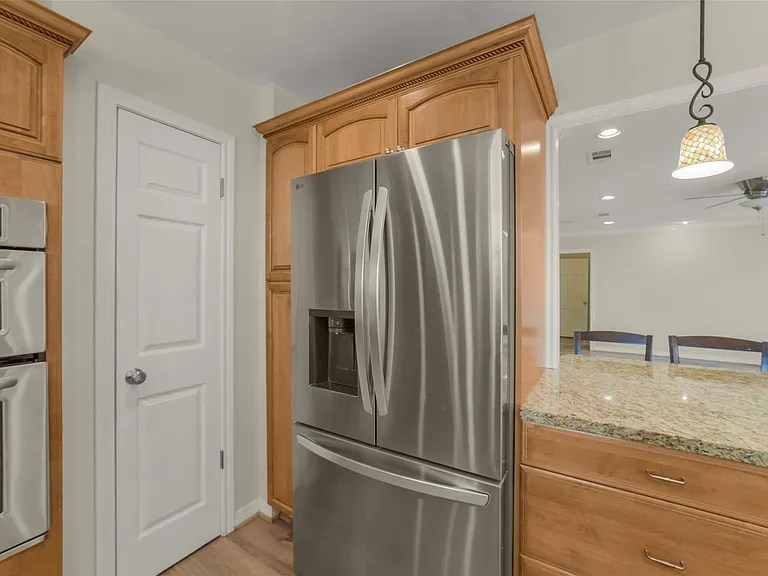 14915 Chadbourne Dr — Photo 18