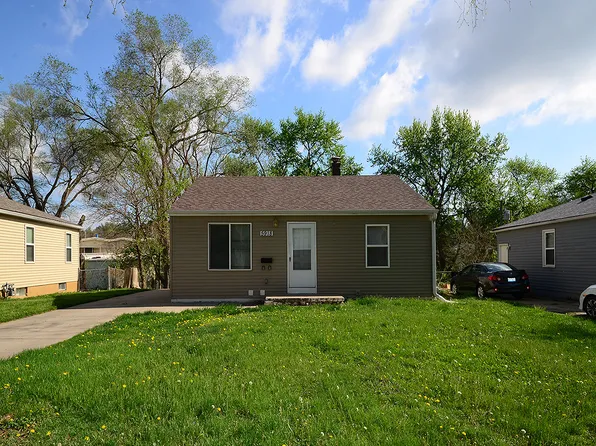 5918 Sahler St, Omaha, NE 68104