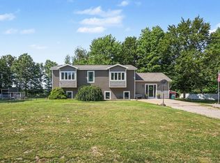 12629 Fillmore St, West Olive, MI 49460