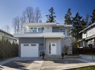 10965 Madrona Dr, North Saanich, BC V8L 5R7