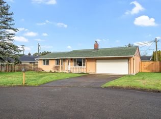 4204 Elmwood St, Tillamook, OR 97141