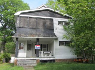 2009 Hilton Rd, Cleveland, OH 44112