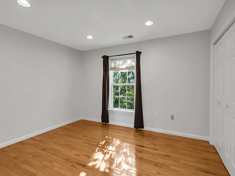 22 Honeyman Rd — Photo 32