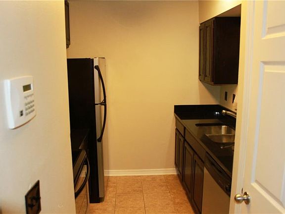 5th image of 2500 Manson St Unit 107