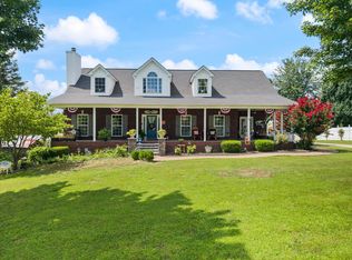 502 Woody Way, Burns, TN 37029