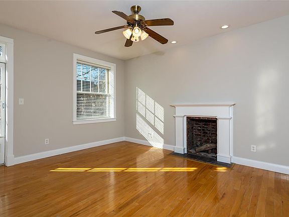 5th image of 1219B Barton St #B