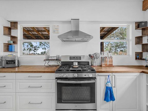 5th image of 1205 Coffey Road