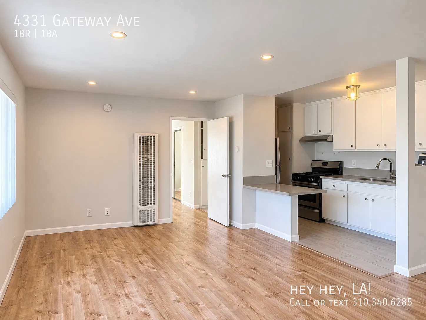Sunny Top Floor Apartment | One Bedroom | Parking Included | On-site Laundry | Sunset Junction — Photo 3