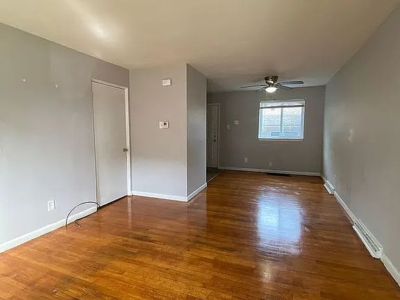 2nd image of 2201 Woodson Rd APT J