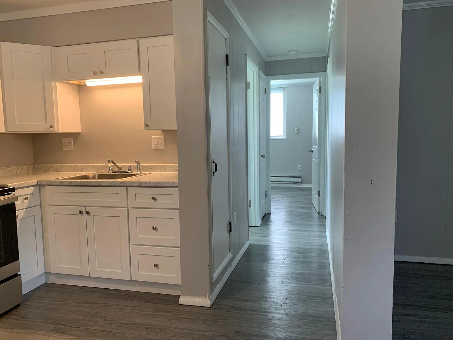 6637 Manila Rd — Photo 2