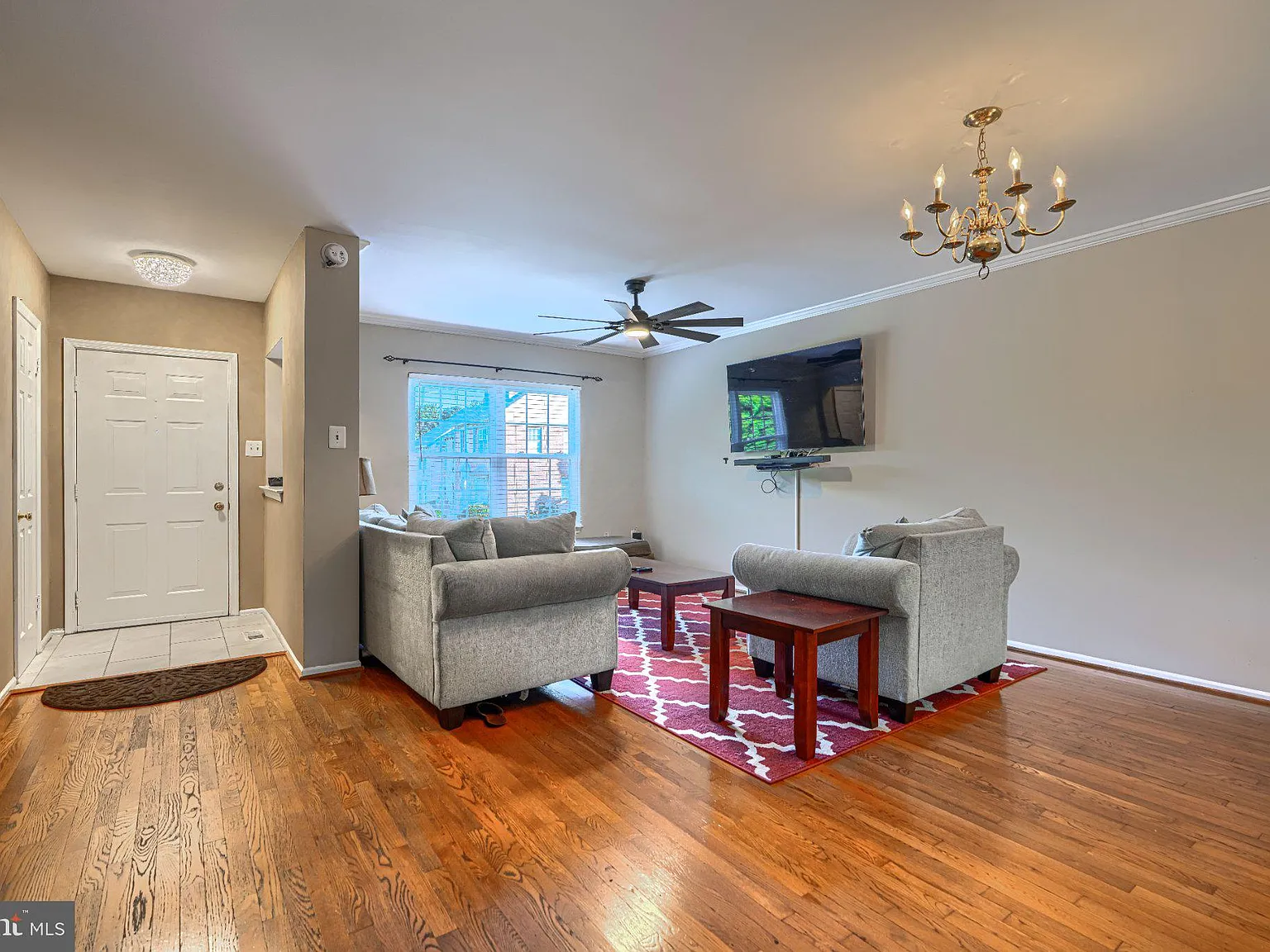 3 bed, 4.0 bath, 1428 sqft, $2,850 — Photo 4