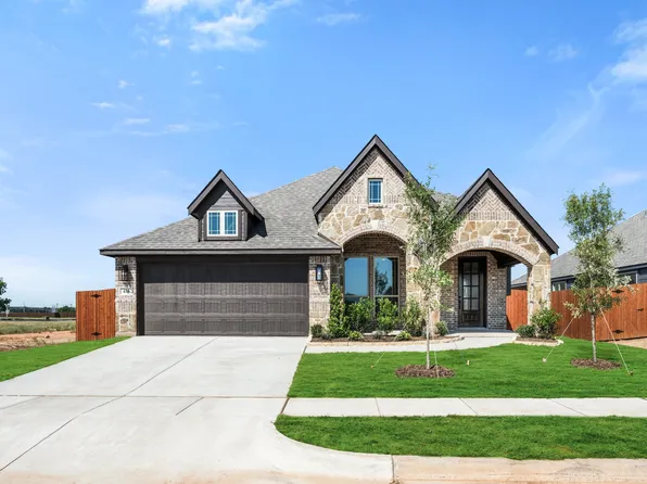 416 Carnero Dr, Granbury, TX 76049