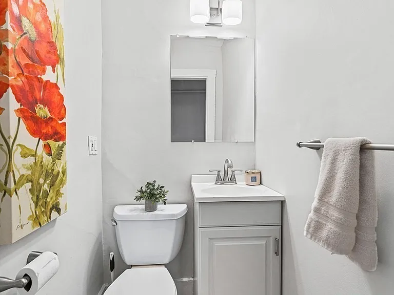 50 Beacon St #1 — Photo 15