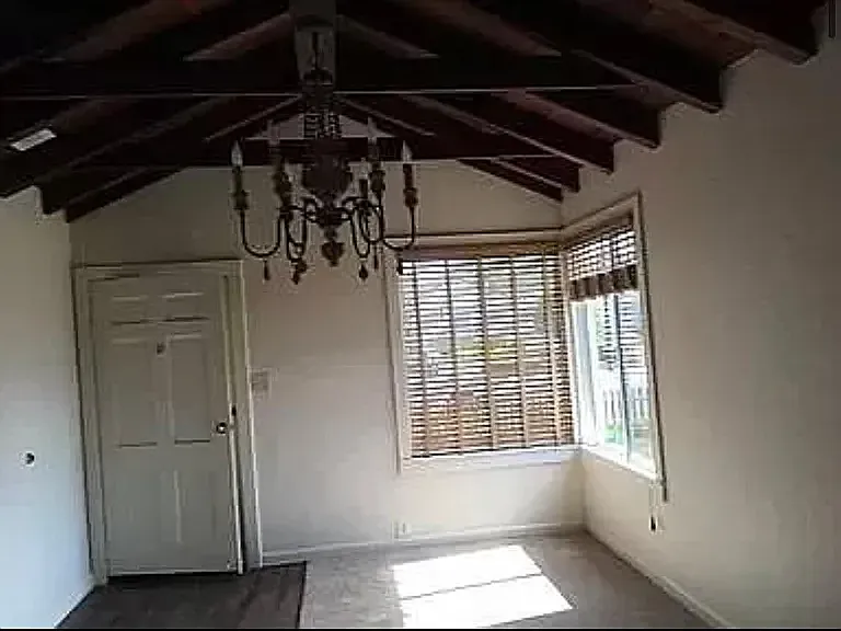 2 bed, $3,250 — Photo 4