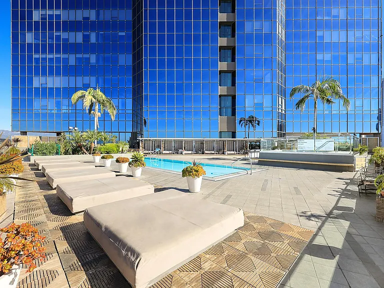 1100 Wilshire Blvd #3309 — Photo 23
