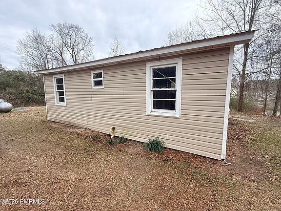 3rd image of 3596 Lauderdale Rd