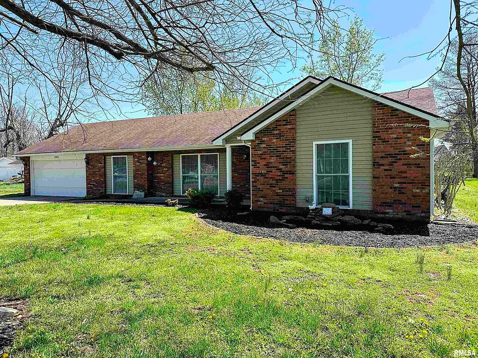 1st image of 1005 Ivey Ln