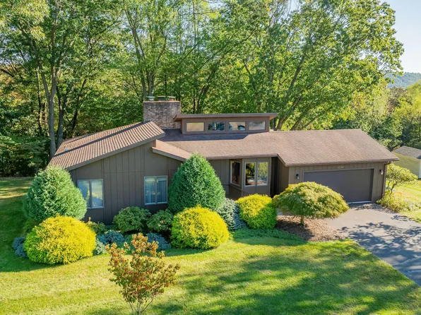 1238 Cherry St, Bloomsburg, PA 17815