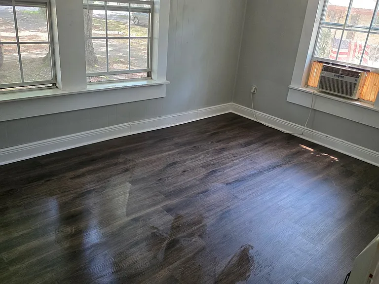 1635 N Davis Dr — Photo 15