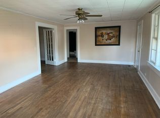 178 S Victoria St, Commerce, GA 30529