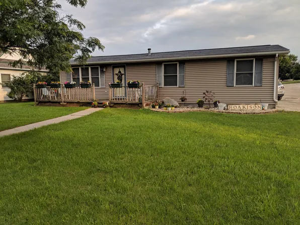 106 SE Oak St, Greenfield, IA 50849