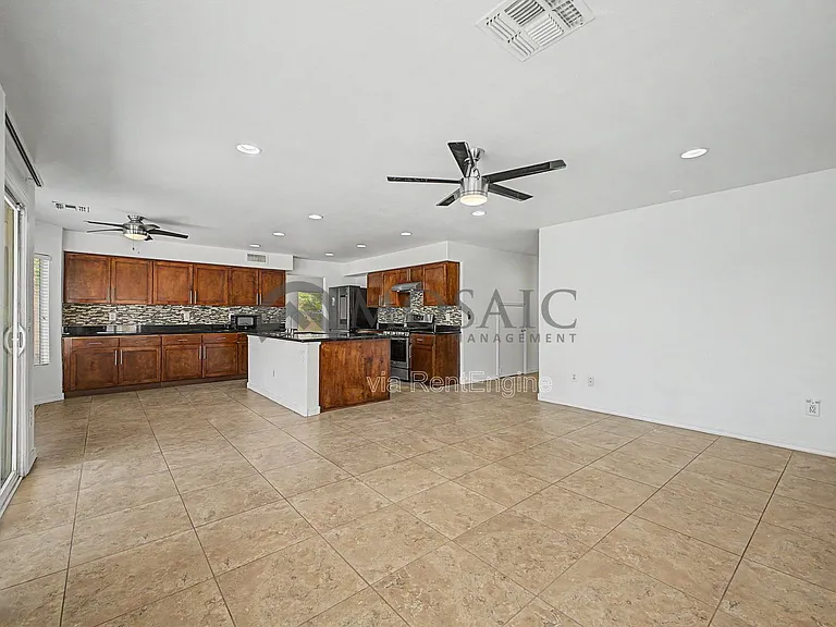 820 N Granada Dr — Photo 12