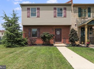 15 William Penn Dr, Chambersburg, PA