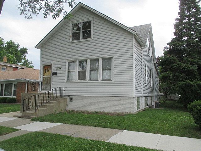 1st image of 2724 N Newcastle Ave